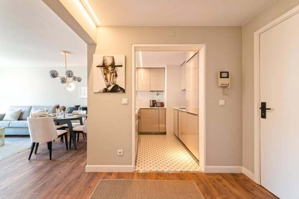 Av. Da Liberdade Comfortable Apt With Balcony Lisbon Exterior photo